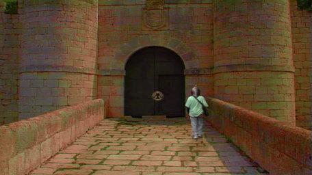 A castle entrance, as seen in Series 7 of Knightmare (1993).