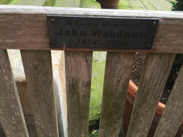 The John Woodnutt memorial bench by @UKmoose