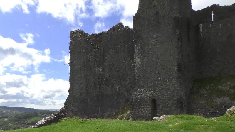 A shot of Carreg Cennen in Dyled, Wales, which appeared in Knightmare.