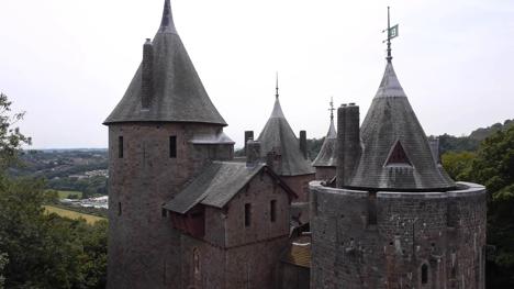 A header image of Castell Coch near Cardiff, which was used in Knightmare.