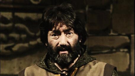 Treguard the Dungeon Master, played by Hugo Myatt. As seen in Series 1 of Knightmare (1987).