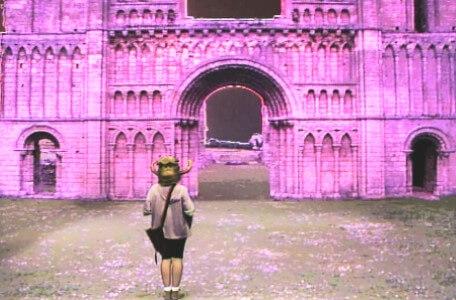 Knightmare Series 4 Quest 3. Nikki arrives in the ruins of Dungarth.