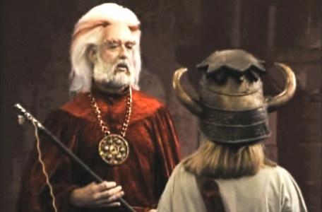 Knightmare Series 5 Team 9. Hordriss offers Kelly a staff in Level 2.