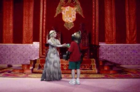 Knightmare Series 7 Team 3. Alex takes an anode from Greystagg in her throne room.