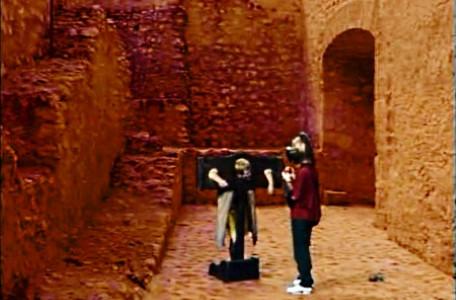 Knightmare Series 7 Team 5. Ben finds Fidjit locked in the pillory.